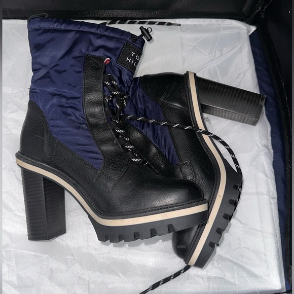 Comfortable boots - Picture 2 of 6